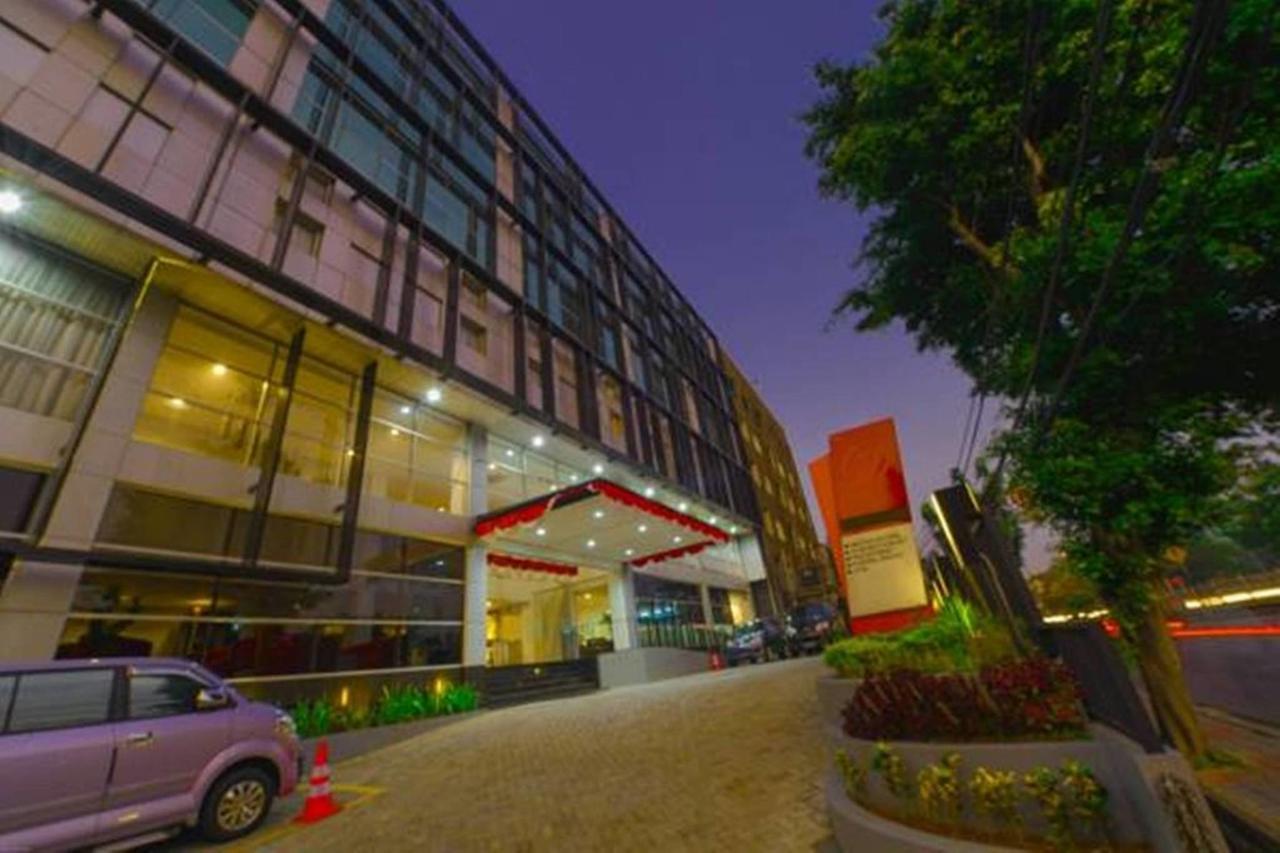 D'Hotel Jakarta Eksteriør billede