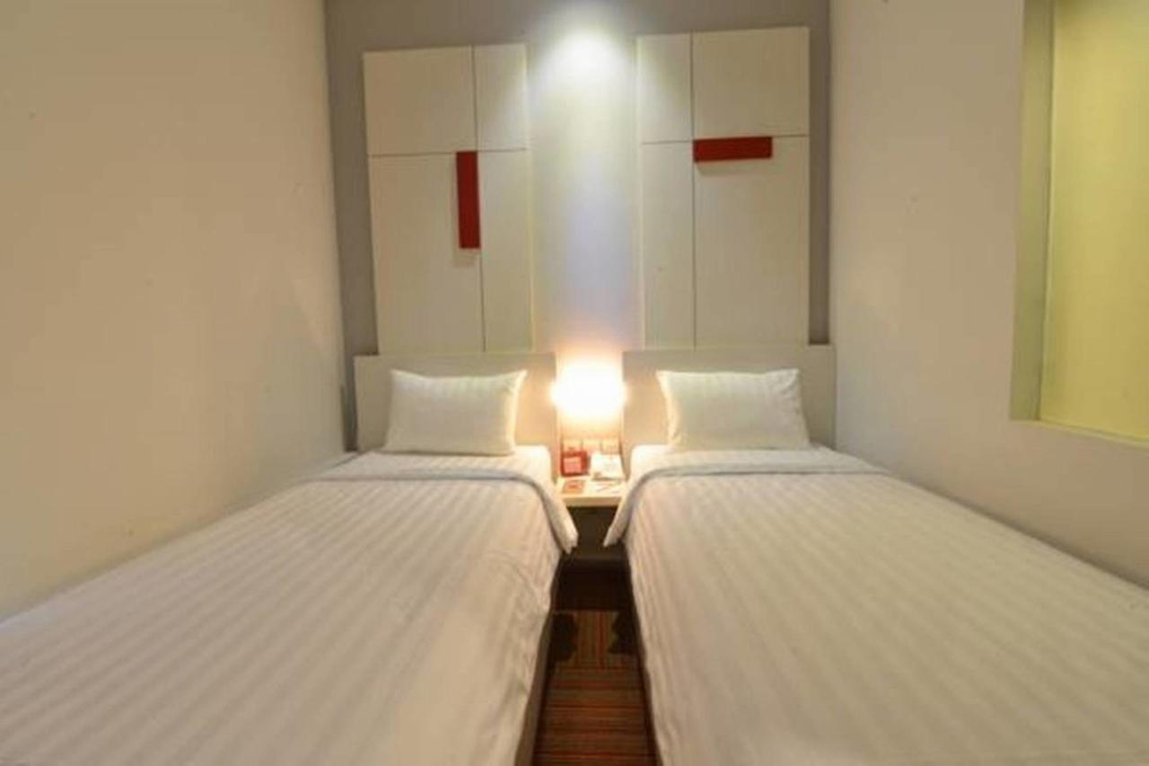 D'Hotel Jakarta Eksteriør billede