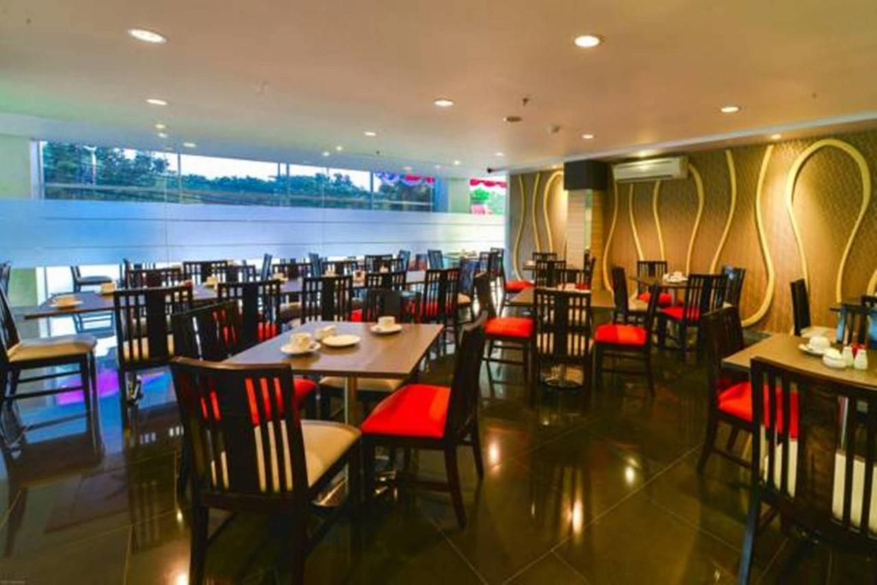 D'Hotel Jakarta Eksteriør billede
