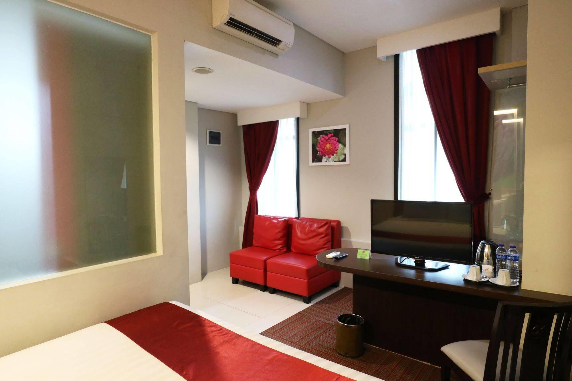 D'Hotel Jakarta Eksteriør billede