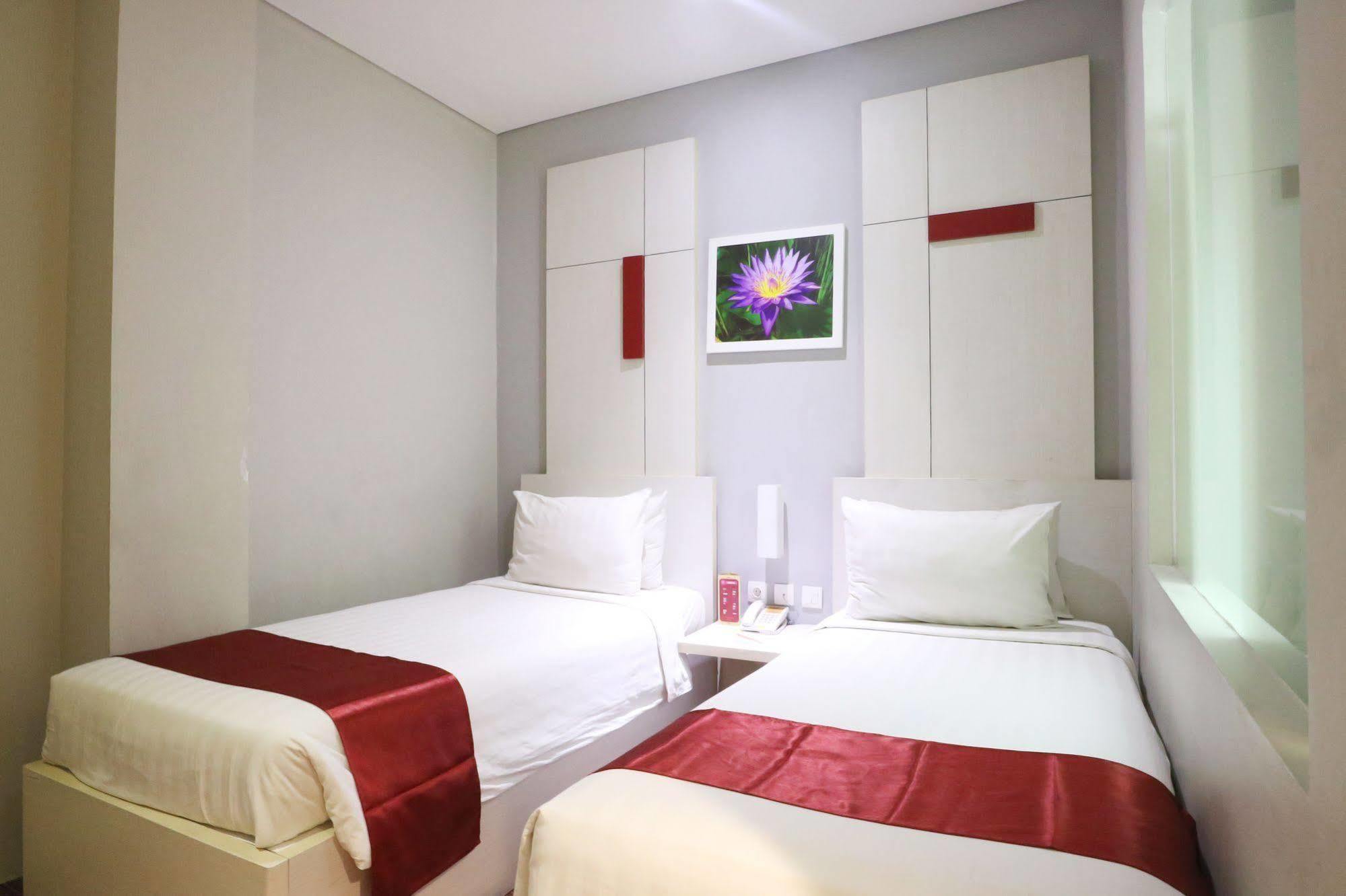 D'Hotel Jakarta Eksteriør billede
