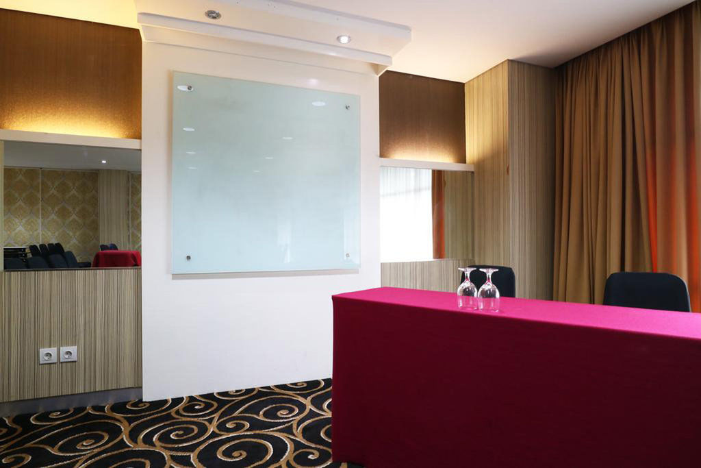 D'Hotel Jakarta Eksteriør billede