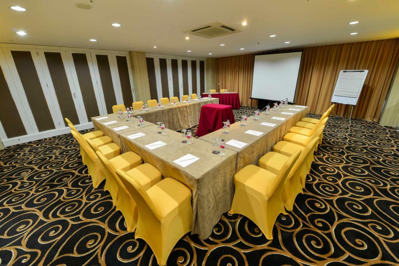 D'Hotel Jakarta Eksteriør billede